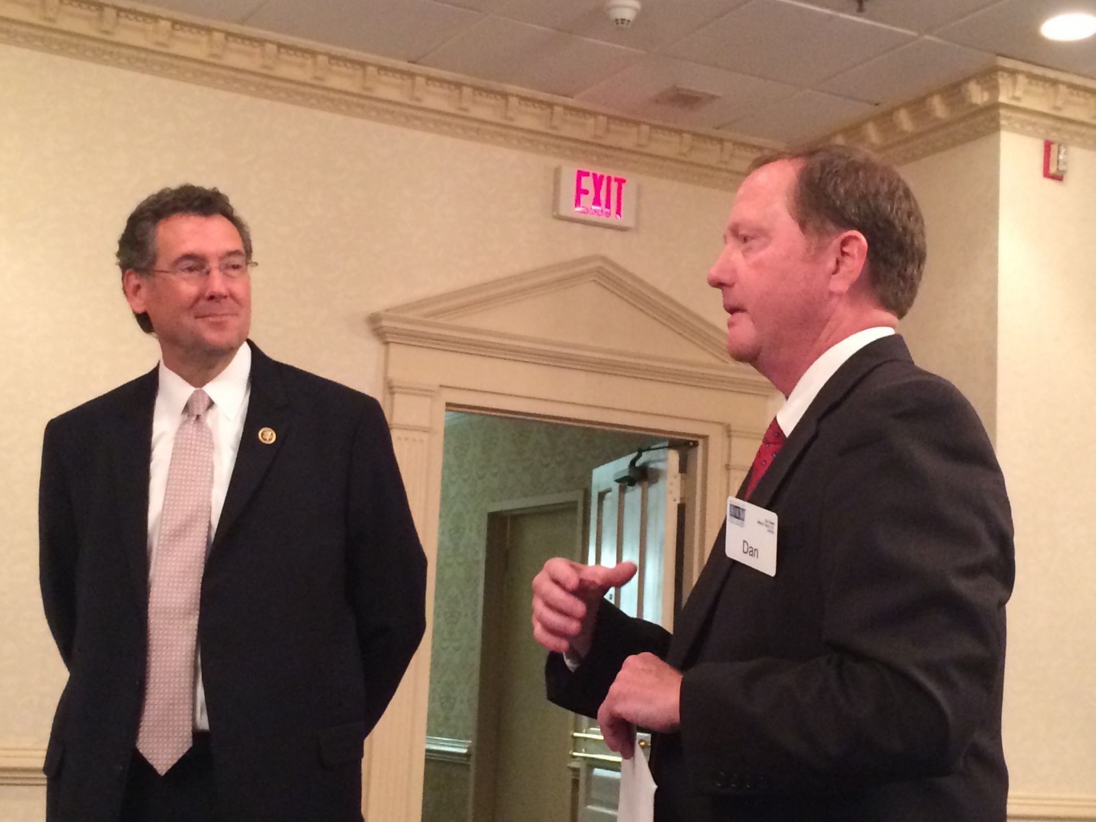 Dan Baker of Mississippi SHRM and Congressman Greg Harper speak at CAHRA Legislative Reception 2015, Photo by Kyle Jones